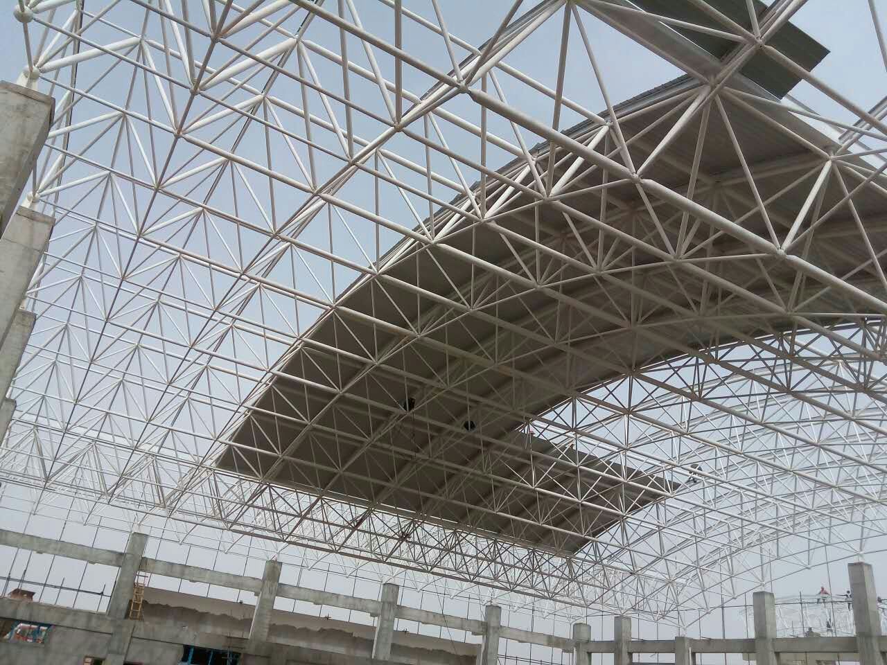 海宁青岛一汽网架